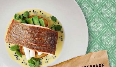 Rezeptfoto: Lachs mit Sauce Hollandaise