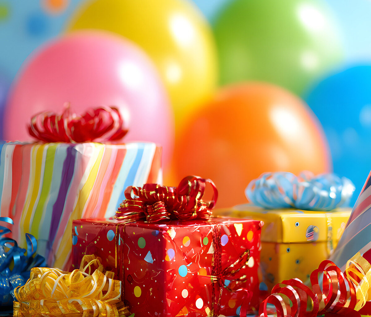 Geschenke, Luftballons, Konfetti