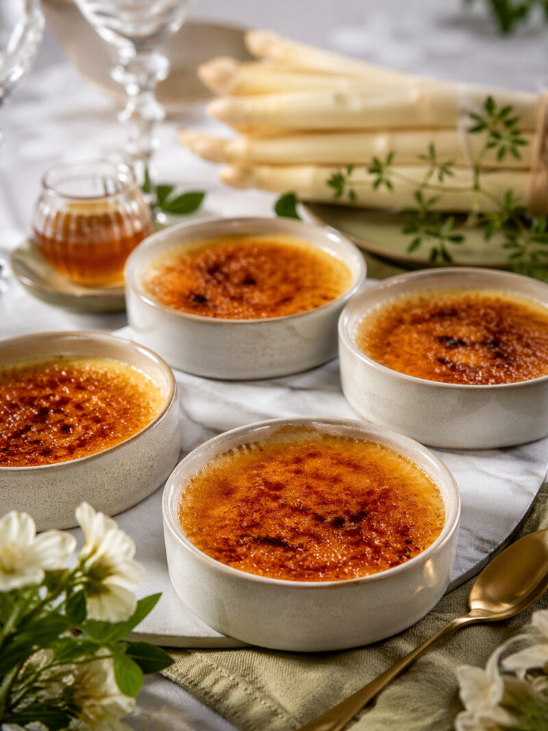 4 Förmchen mit Spargel Creme brulee