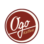 Markenlogo von Ogo in rotem Kreis, goldenen Sternen und stilisiertem Dampfsymbol