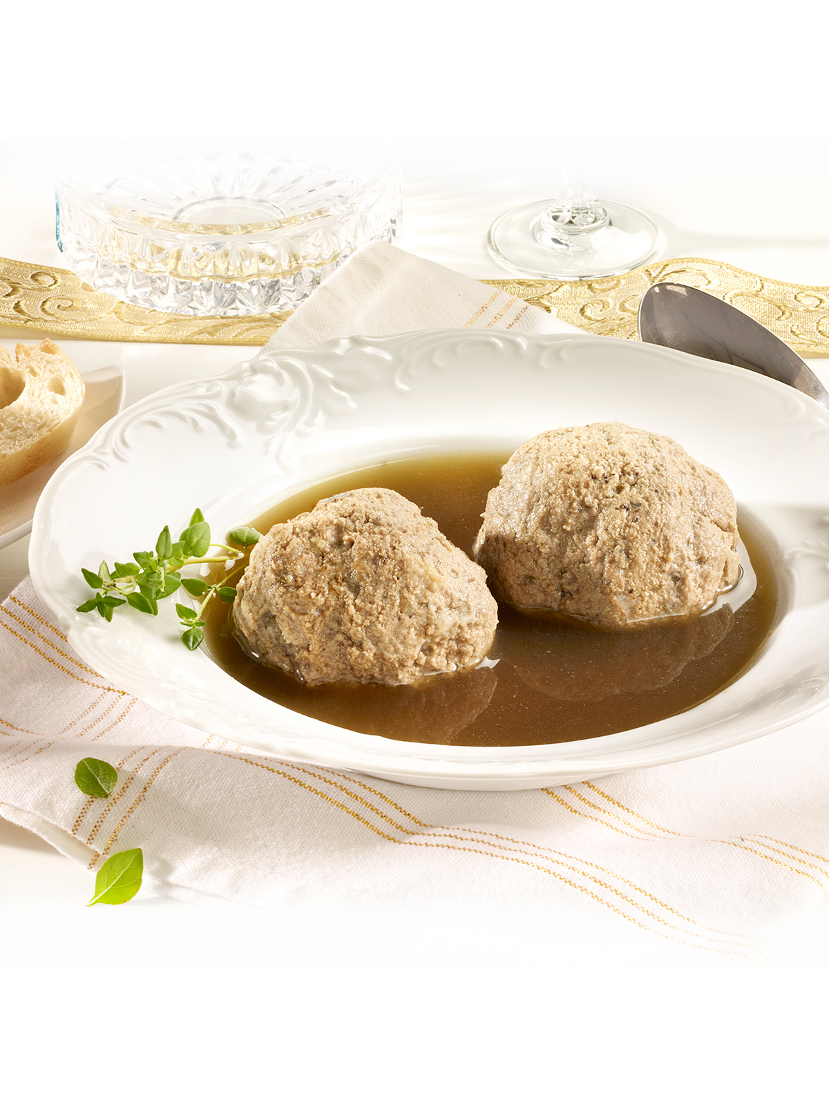 Gänseleberknödel-Suppe